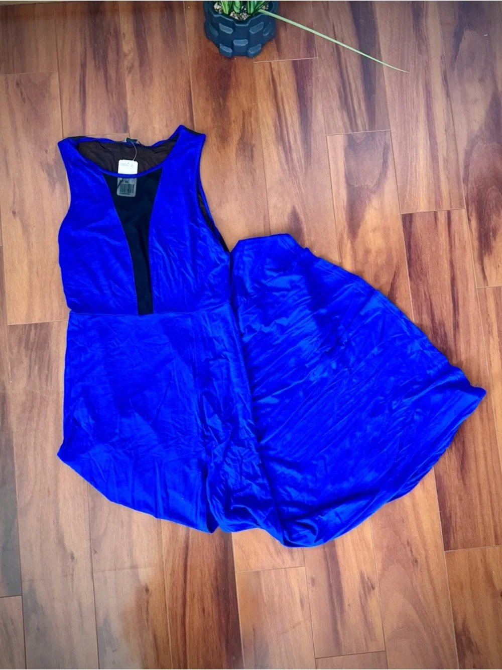 Forever 21 Royal Blue Maxi Dress w/Sheer Mesh Plunge, Side Slits, & Sheer Back - Picture 4 of 7